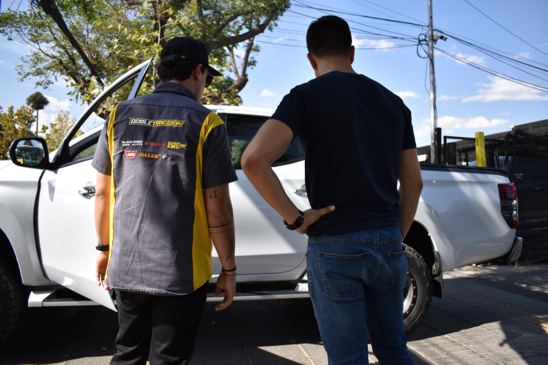 Información de contacto de Doble Tracción Automotriz